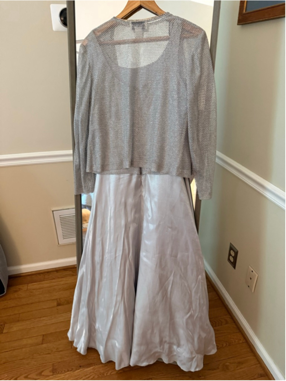 Women's Cachet Silver Two-Piece Dress Set Size 12 - Picture 6 of 6